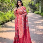 Women's Luxurious Pista Green & Pink Art Silk Saree with Intricate Leaf Weave & Broad Zari Border – Ideal for Festive & Wedding Occasions - AllHandmadeGoods