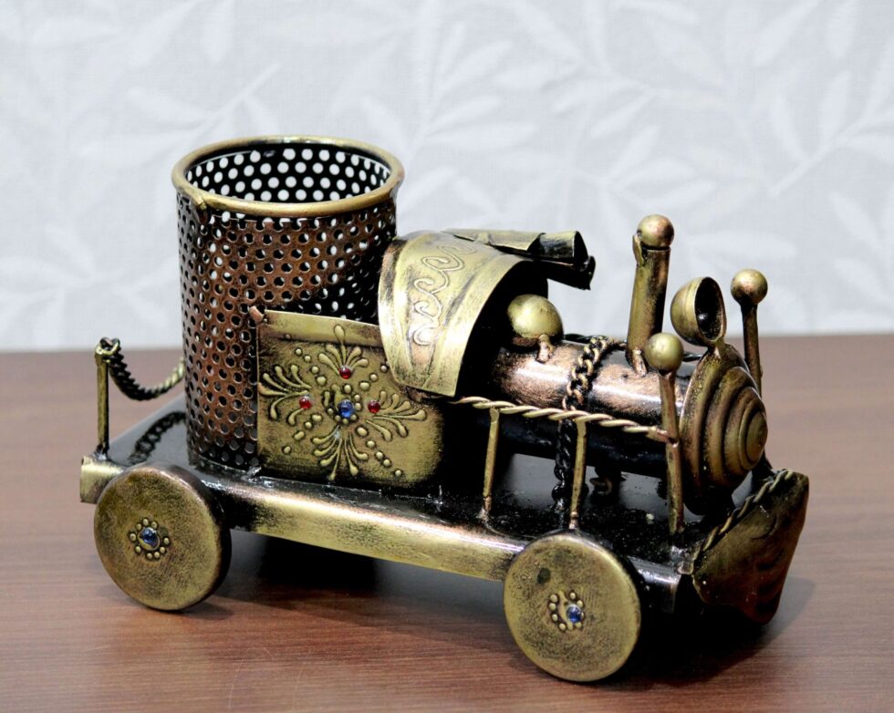 Handcrafted brass train pen holder, vintage-style desk decor for Diwali festive gifting