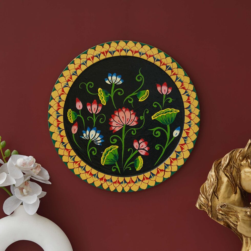 Heritage-inspired flower design painting – classic Indian art for rustic and modern interiors.